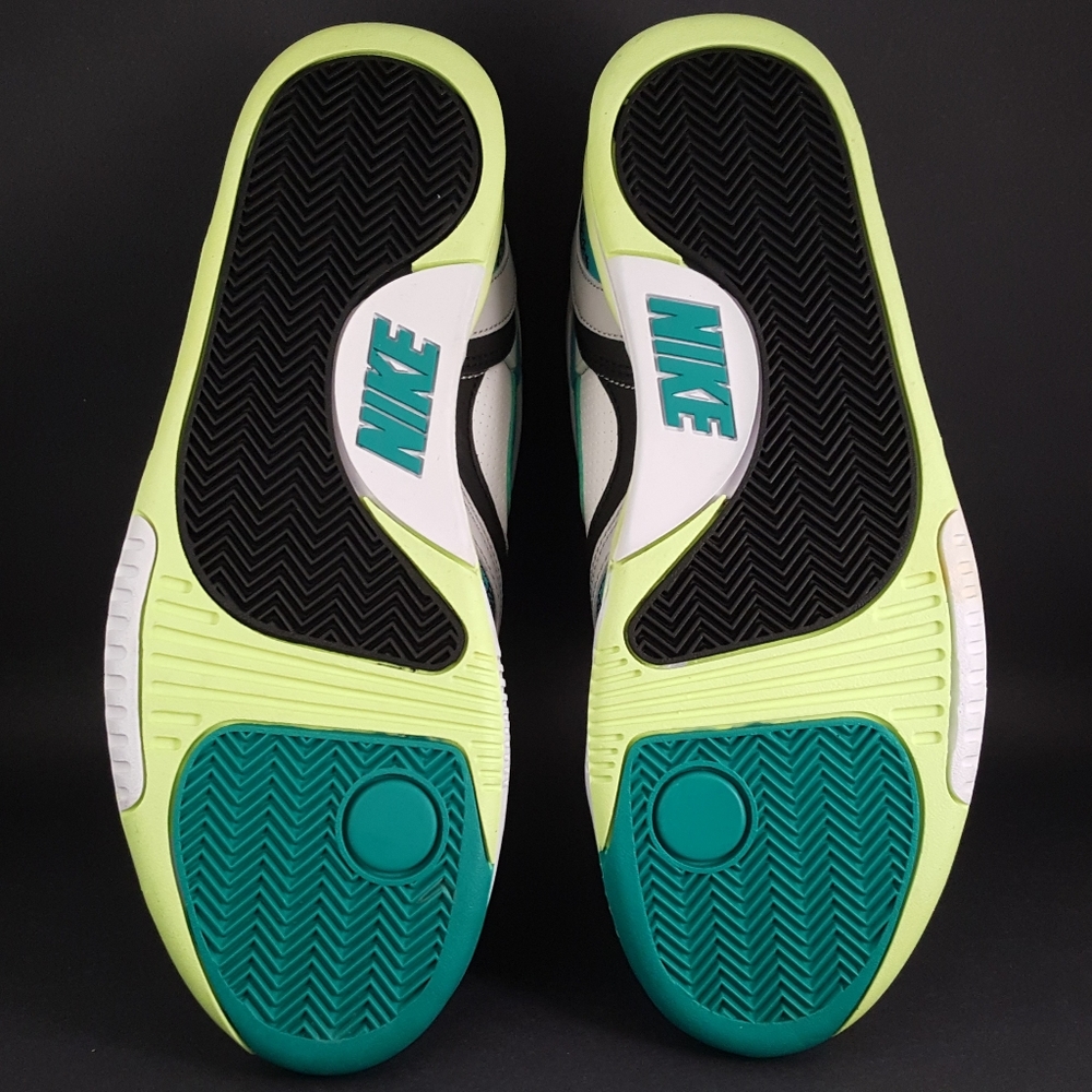 [❌**SOLD**❌] Nike Air Tech Challenge 2 - Picture 6 of 8